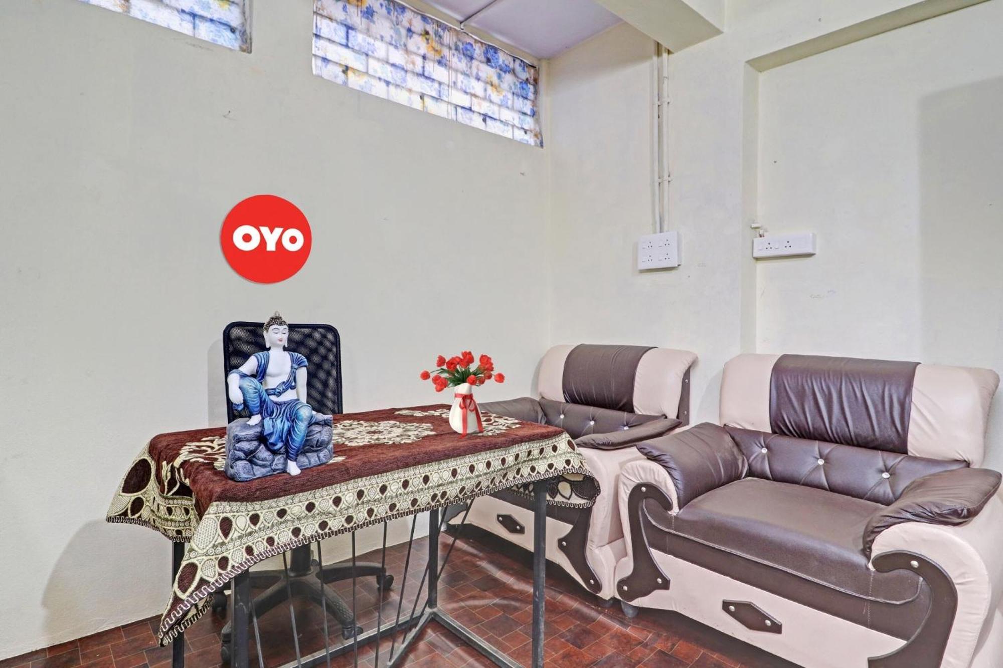 Hotel O Vasista Residency Hyderabad
